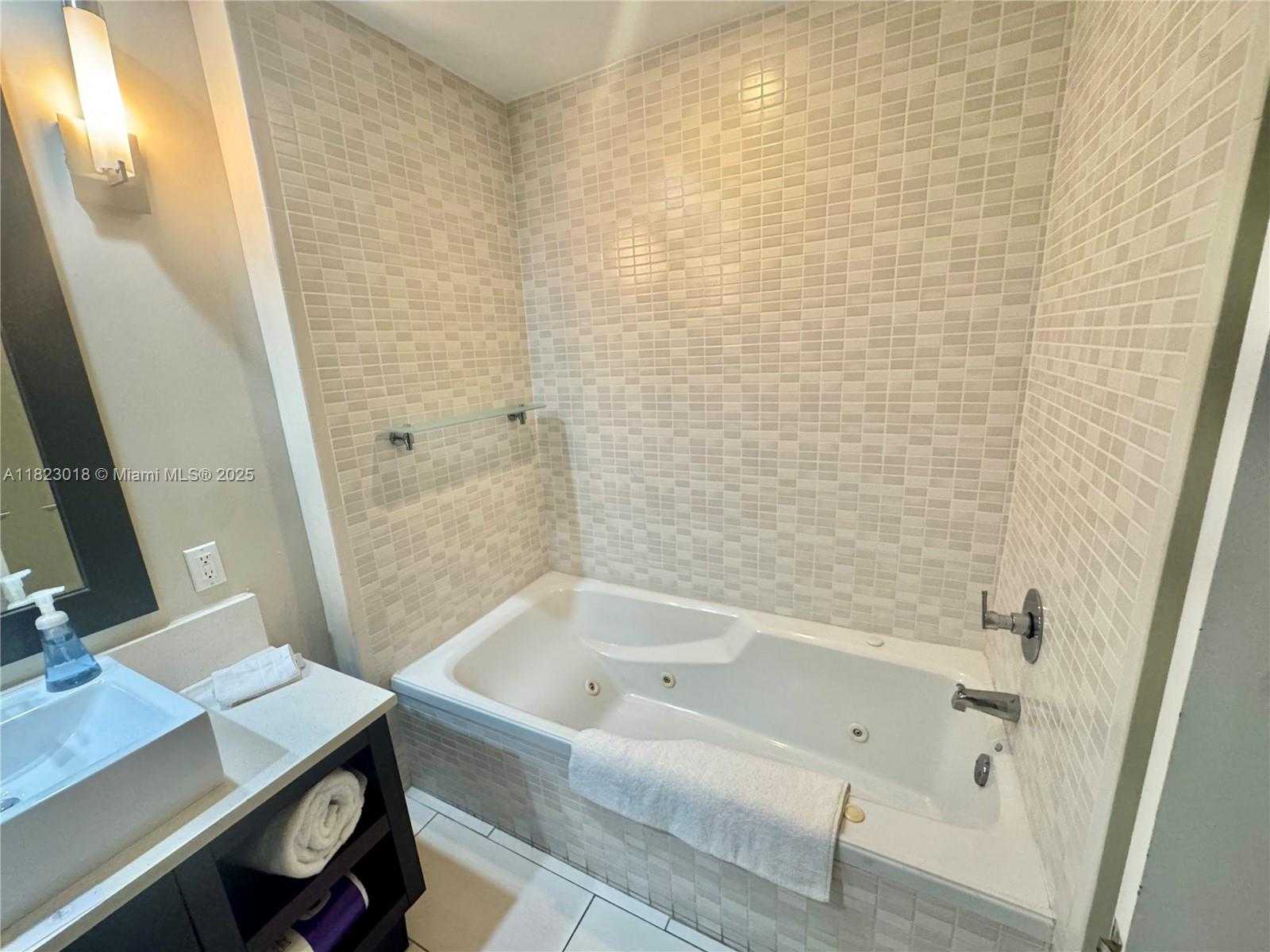 Small Image of 5300 NORTH WEST 87TH AVE #1507, Doral Number 9