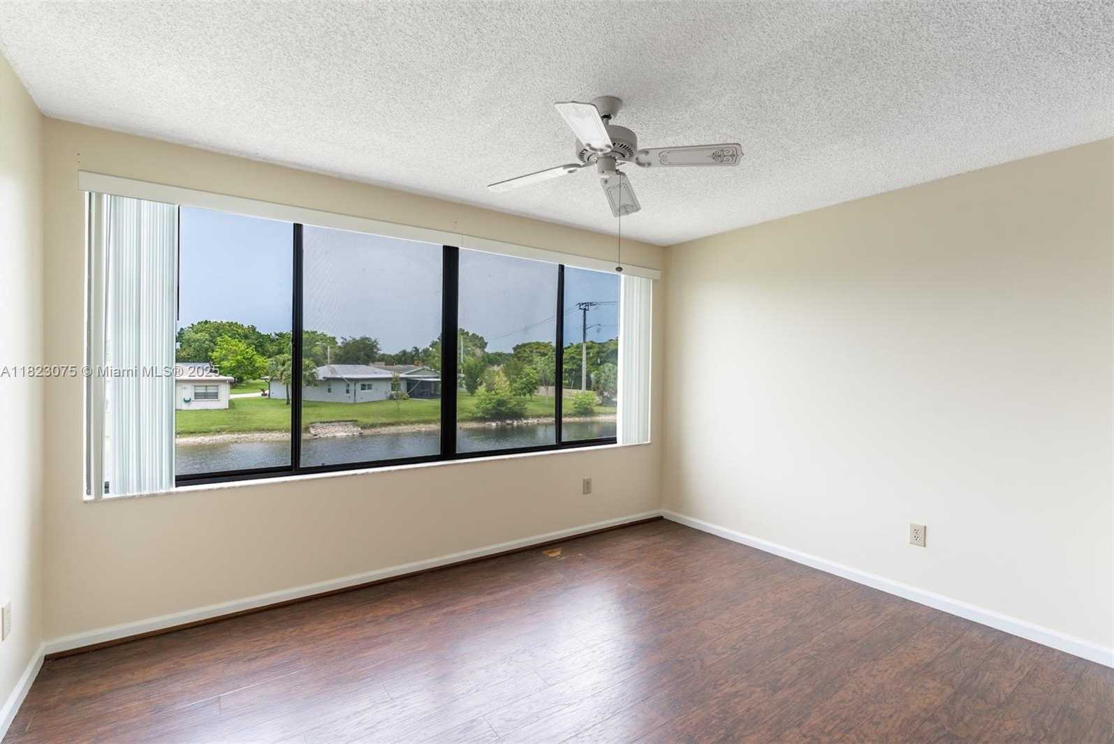 Small Image of 9455 NORTH BELFORT CIR #211, Tamarac Number 11