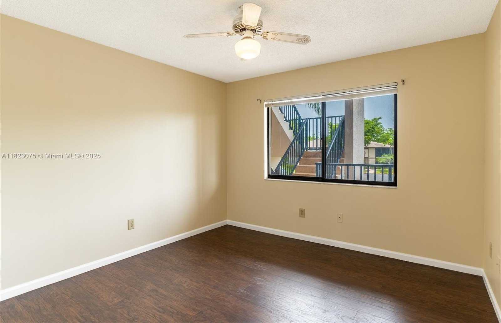 Small Image of 9455 NORTH BELFORT CIR #211, Tamarac Number 21