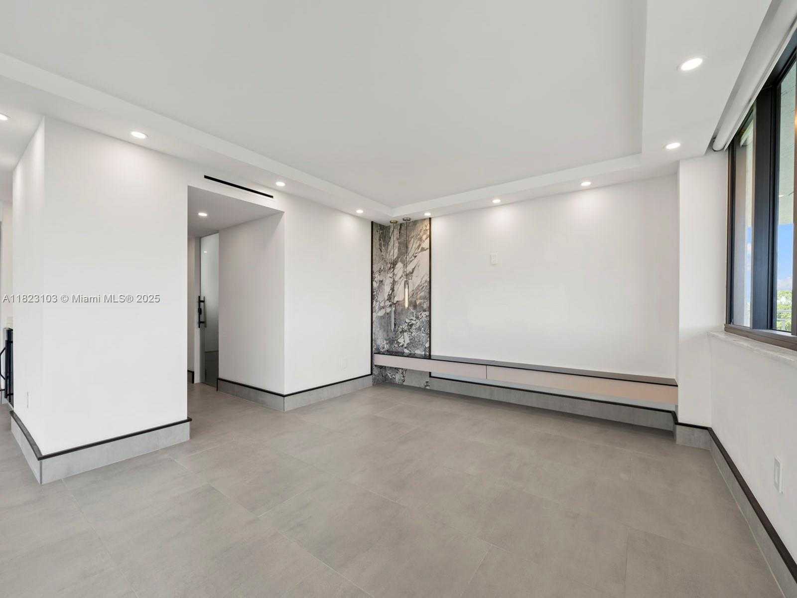 Small Image of 700 CORAL WAY #5, Coral Gables Number 15