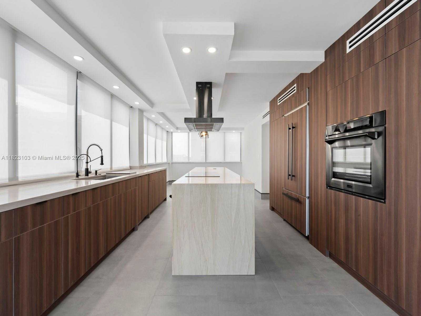 Small Image of 700 CORAL WAY #5, Coral Gables Number 22