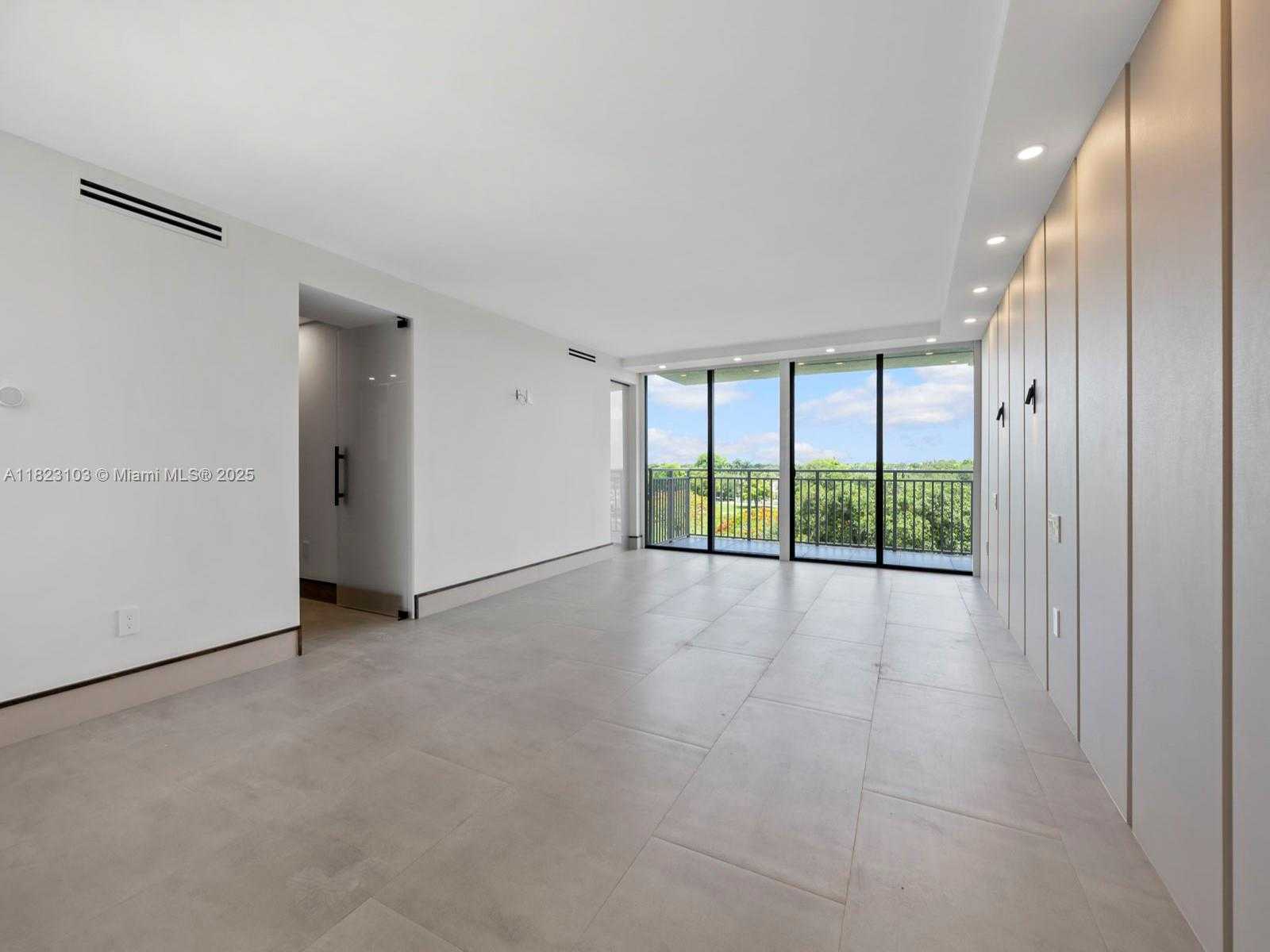 Small Image of 700 CORAL WAY #5, Coral Gables Number 31