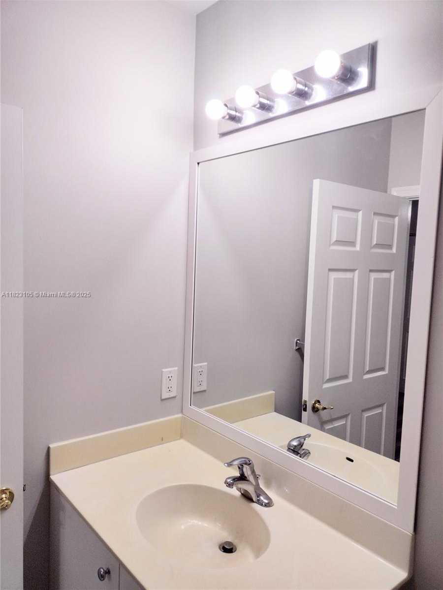 Small Image of 2612 SOUTH WEST 82ND AVE #105, Miramar Number 16