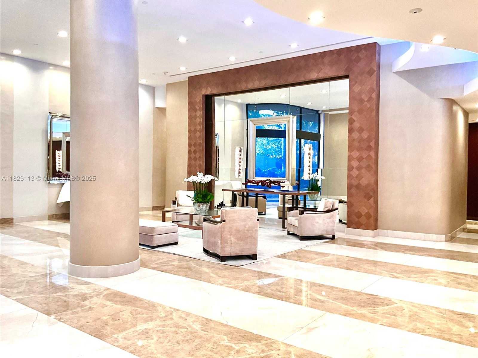 Small Image of 19667 TURNBERRY WAY #20B, Aventura Number 37