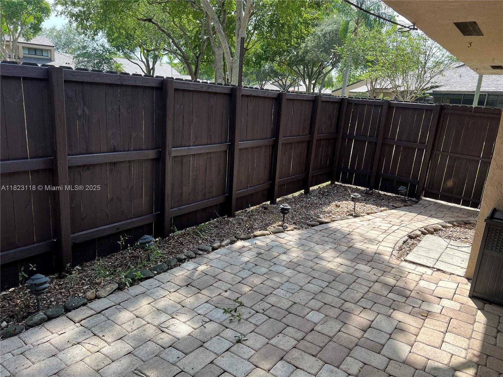 Small Image of 9211 CHELSEA DRIVE N, Plantation Number 23