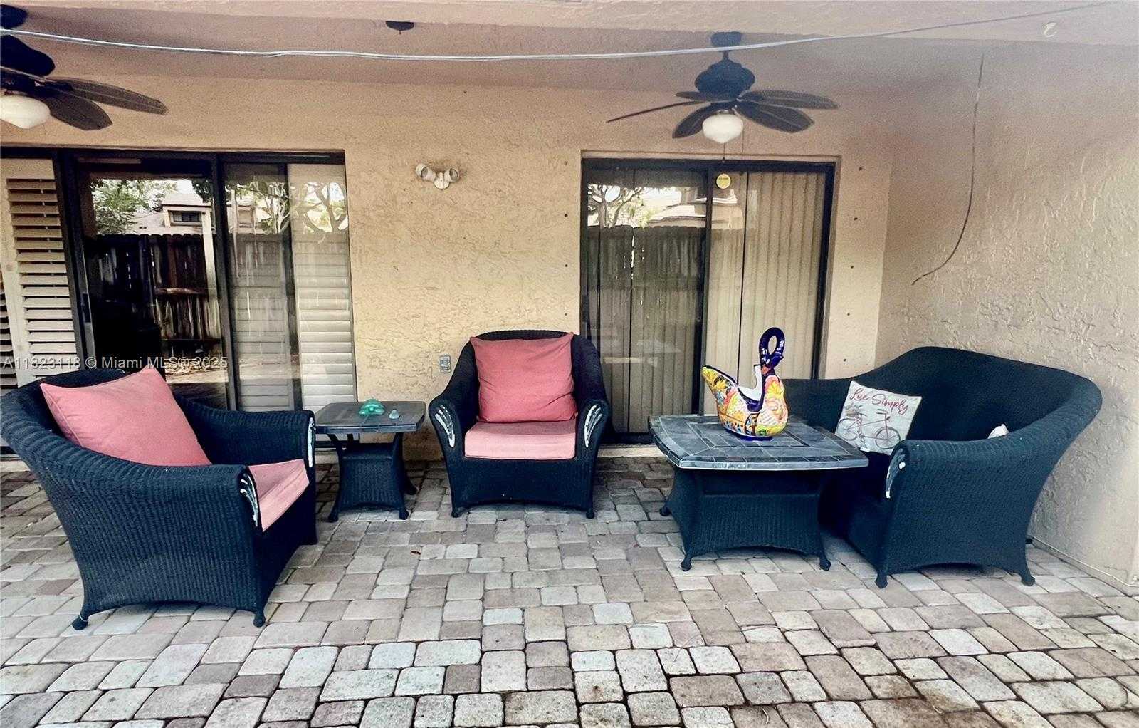 Small Image of 9211 CHELSEA DRIVE N, Plantation Number 3