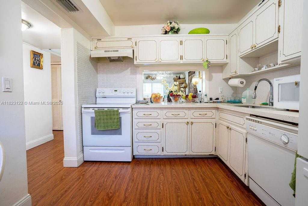 Small Image of 215 SOUTH EAST 3RD AVE #405C, Hallandale Beach Number 19