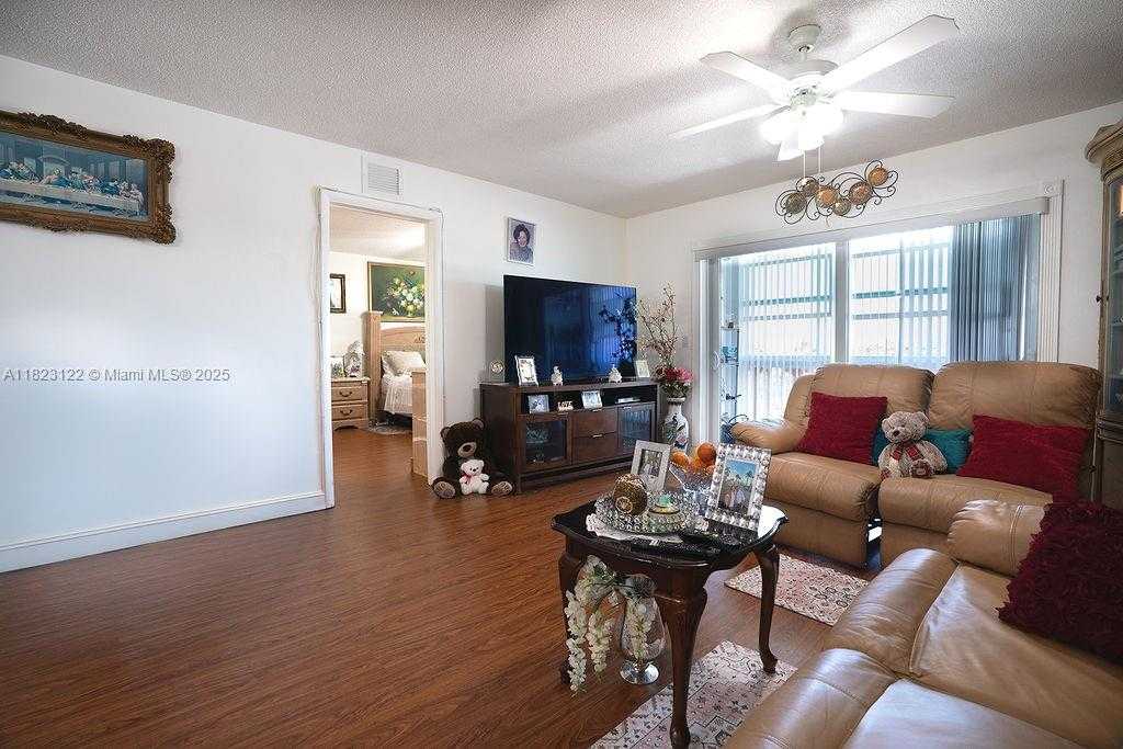 Small Image of 215 SOUTH EAST 3RD AVE #405C, Hallandale Beach Number 5