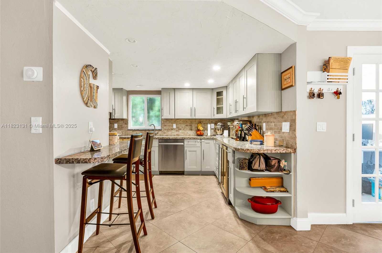 Small Image of 6797 SOUTH WEST 40TH ST #71, Davie Number 13