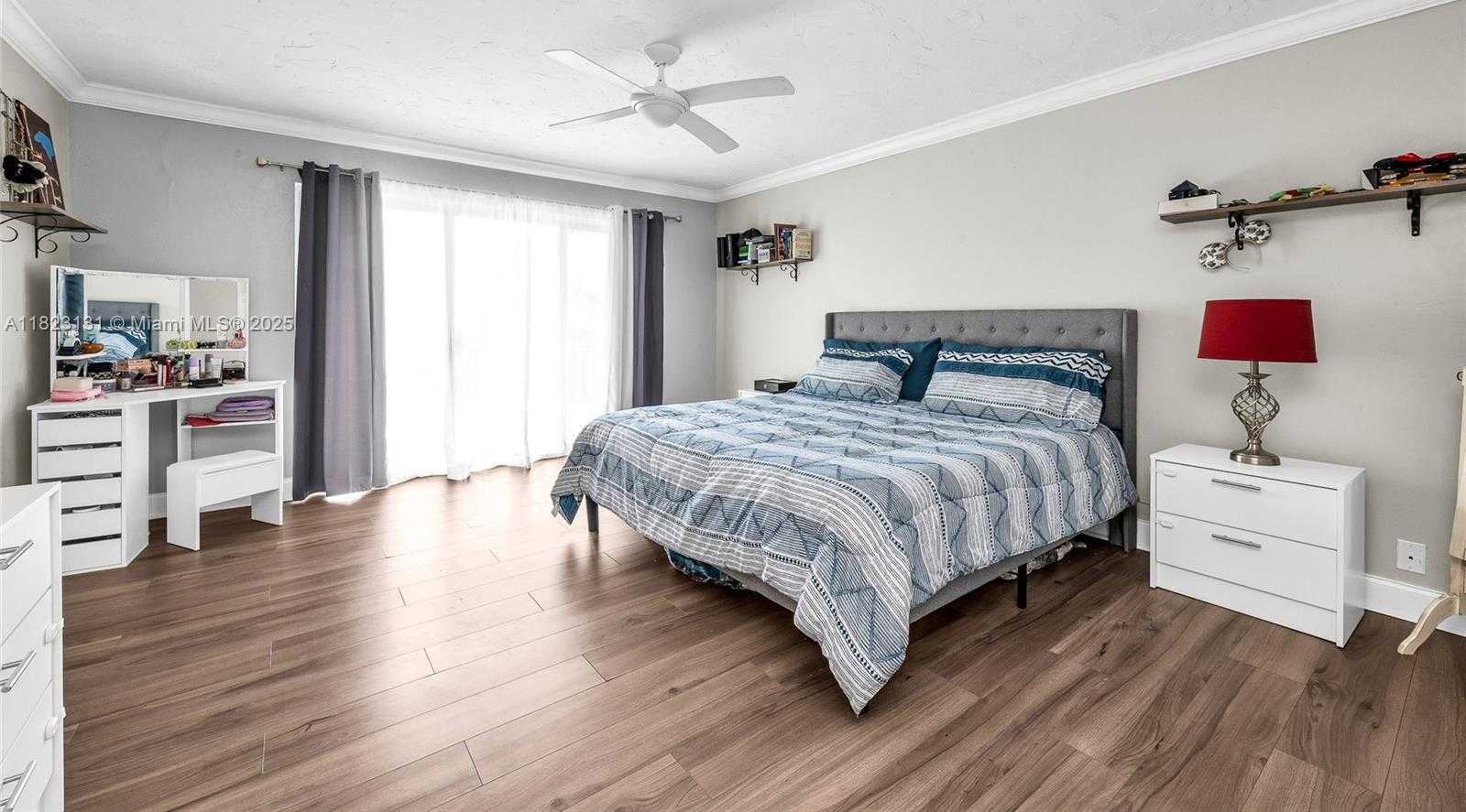 Small Image of 6797 SOUTH WEST 40TH ST #71, Davie Number 19