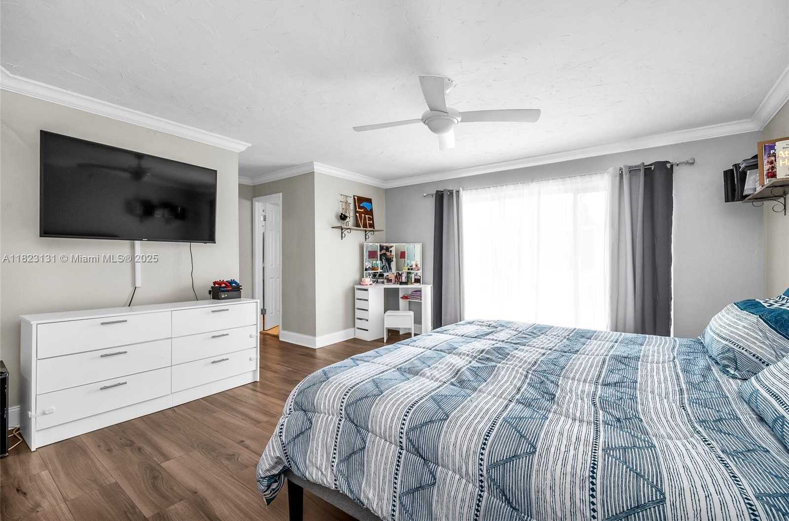 Small Image of 6797 SOUTH WEST 40TH ST #71, Davie Number 21