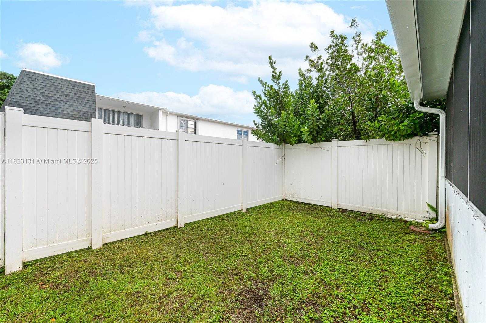 Small Image of 6797 SOUTH WEST 40TH ST #71, Davie Number 34