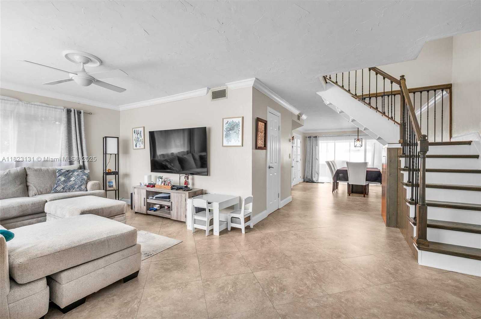 Small Image of 6797 SOUTH WEST 40TH ST #71, Davie Number 5