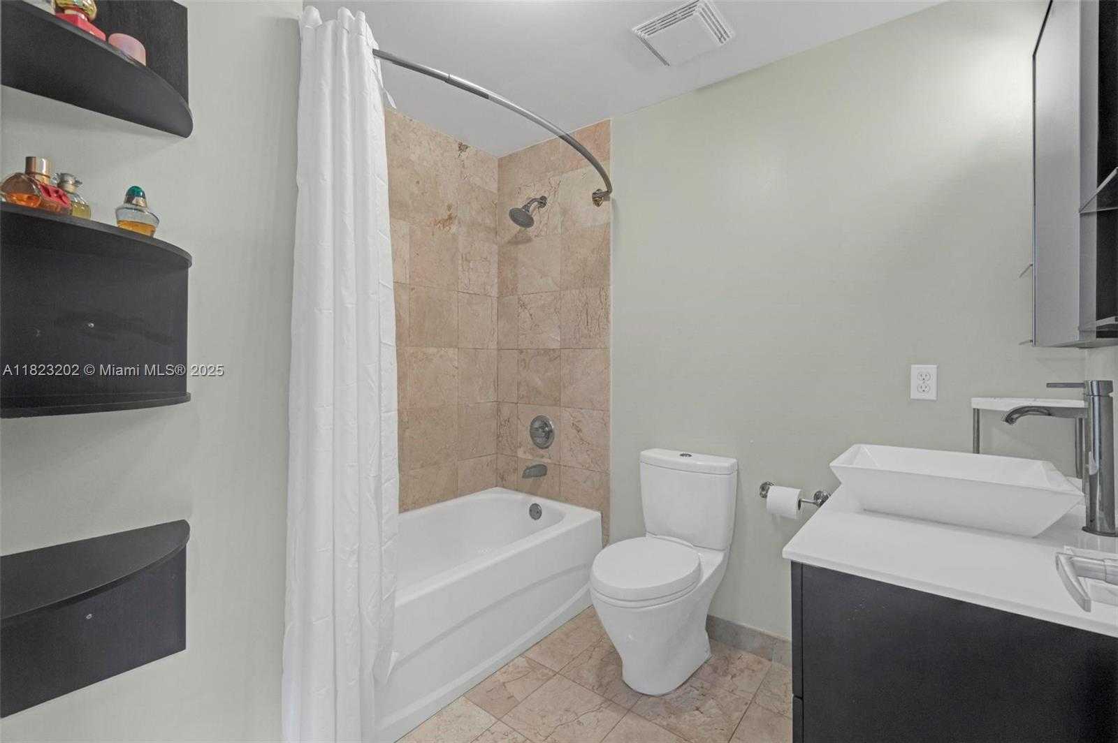 Small Image of 2138 VAN BUREN ST #605, Hollywood Number 15