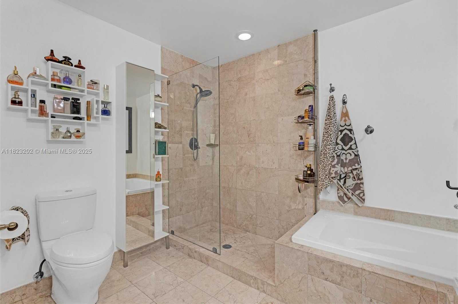 Small Image of 2138 VAN BUREN ST #605, Hollywood Number 17
