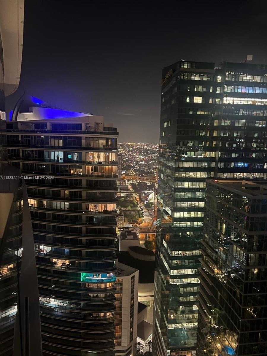 Small Image of 300 BISCAYNE BLVD WAY #5009, Miami Number 22