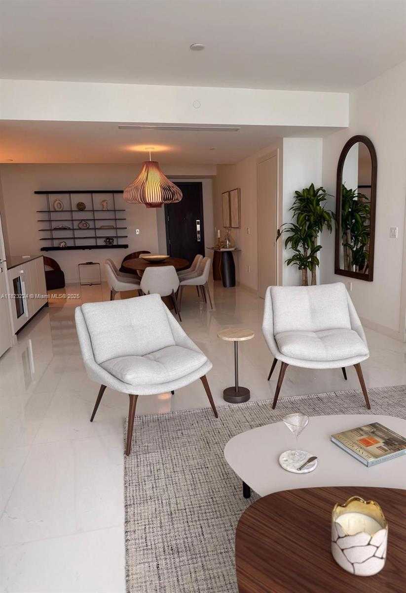 Small Image of 300 BISCAYNE BLVD WAY #5009, Miami Number 7