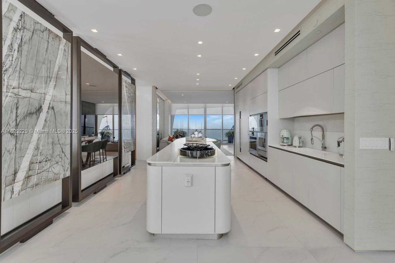 Small Image of 16901 COLLINS AVE #5103, Sunny Isles Beach Number 21