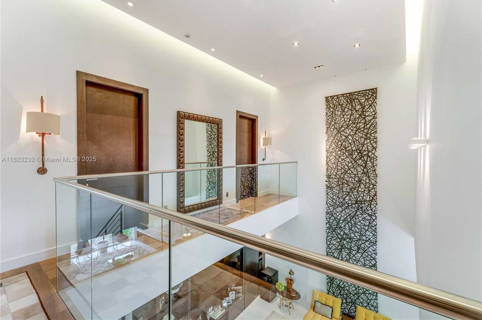 Small Image of 2000 SOUTH BAYSHORE DR #47, Miami Number 16
