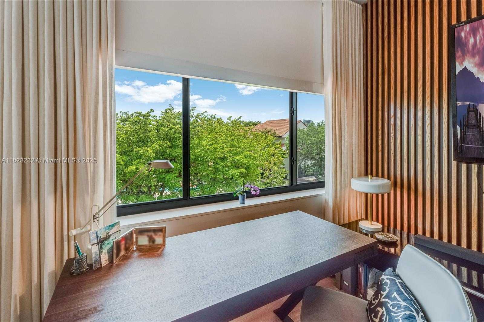 Small Image of 2000 SOUTH BAYSHORE DR #47, Miami Number 24