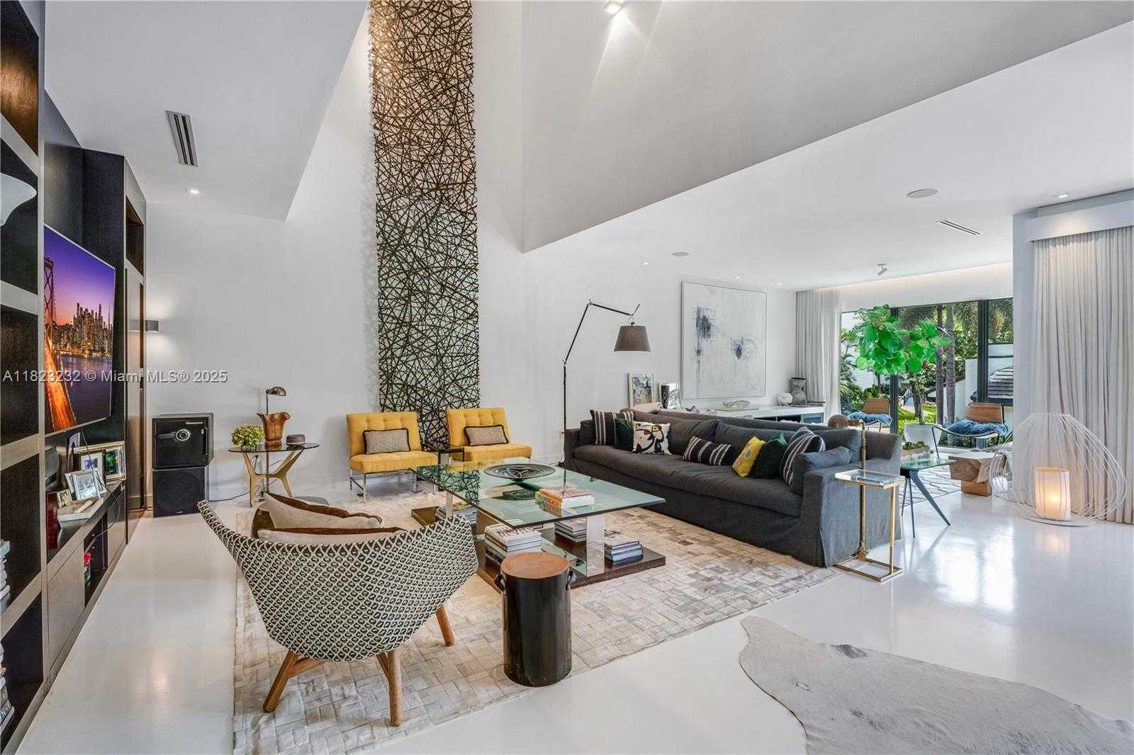Small Image of 2000 SOUTH BAYSHORE DR #47, Miami Number 7