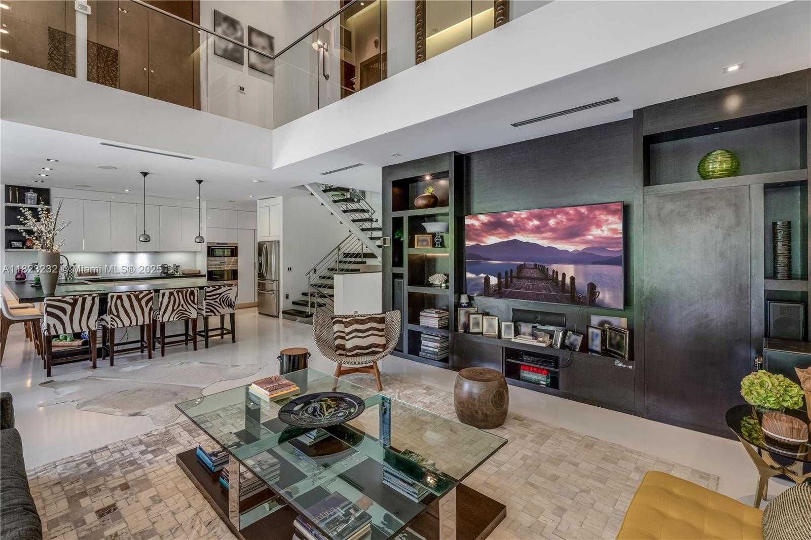 Small Image of 2000 SOUTH BAYSHORE DR #47, Miami Number 8
