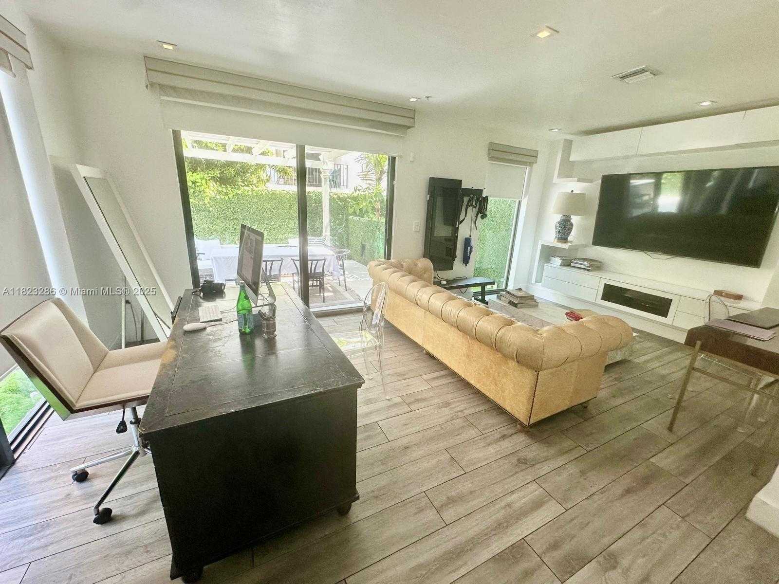 Small Image of 1150 98TH ST #10, Bay Harbor Islands Number 23