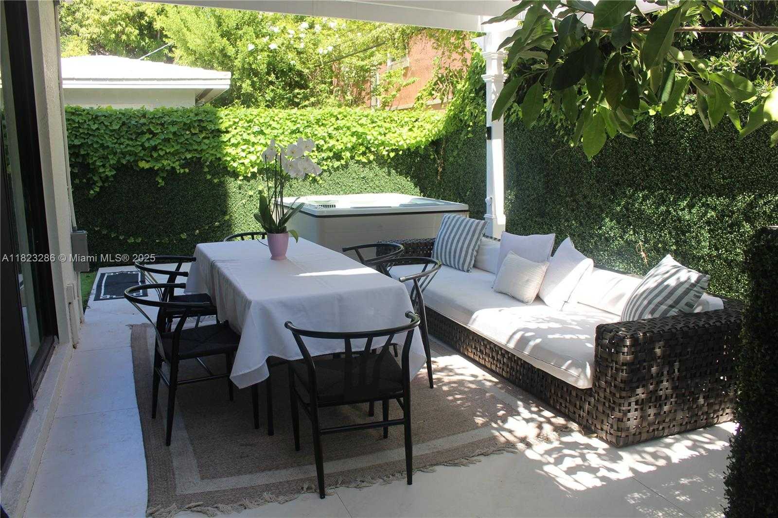 Small Image of 1150 98TH ST #10, Bay Harbor Islands Number 24