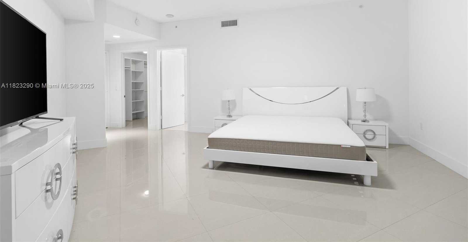 Small Image of 17301 BISCAYNE BLVD #1704, North Miami Beach Number 16