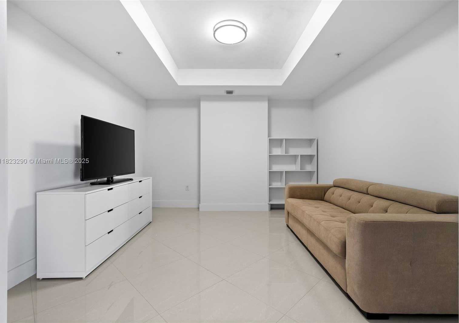 Small Image of 17301 BISCAYNE BLVD #1704, North Miami Beach Number 28
