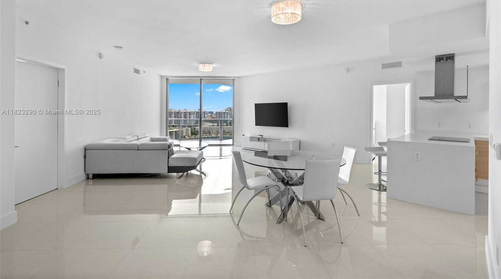 Small Image of 17301 BISCAYNE BLVD #1704, North Miami Beach Number 6