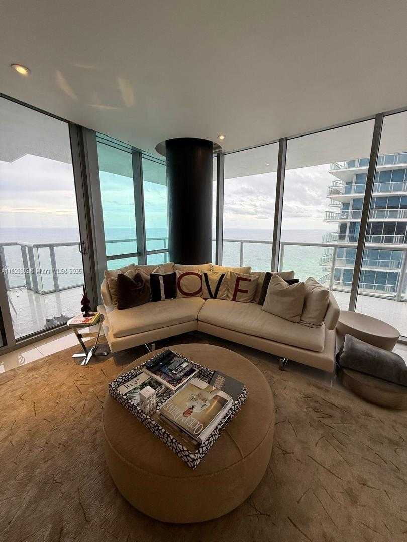 Small Image of 17121 COLLINS AVE #3701, Sunny Isles Beach Number 7