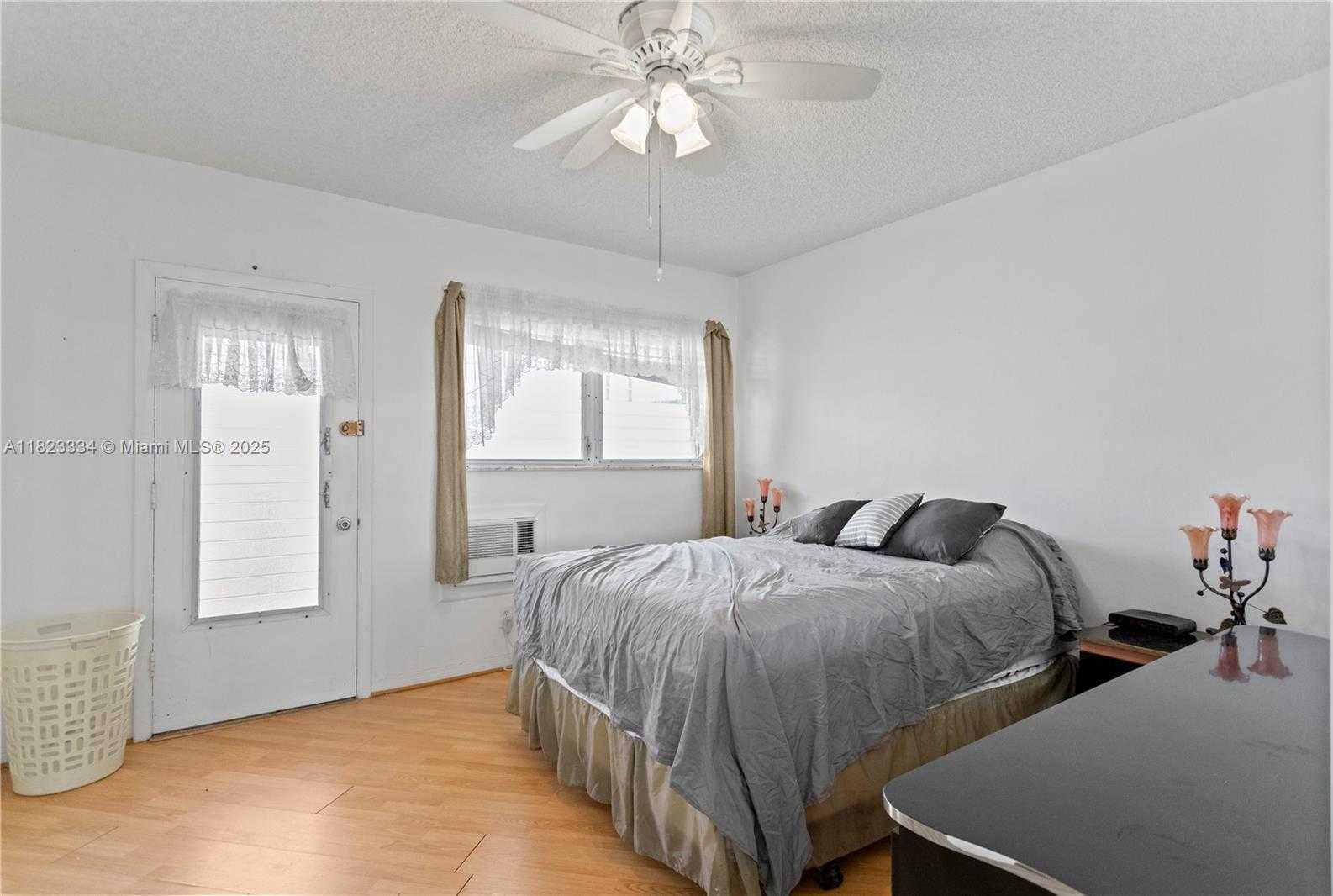 Small Image of 1030 SOUTH WEST 11TH ST #8M, Hallandale Beach Number 14