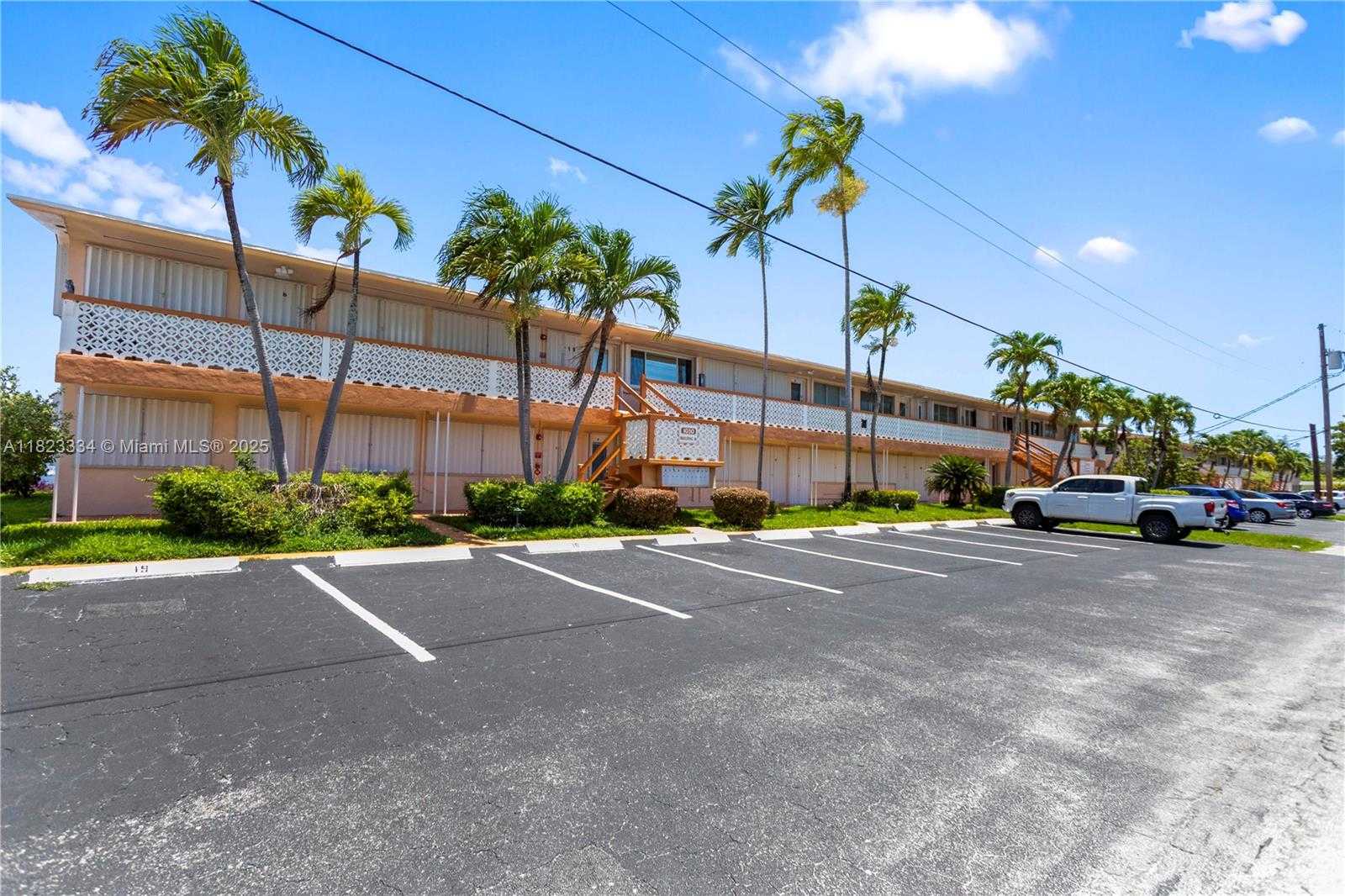 Small Image of 1030 SOUTH WEST 11TH ST #8M, Hallandale Beach Number 17