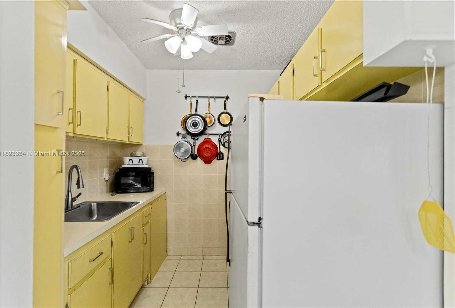 Small Image of 1030 SOUTH WEST 11TH ST #8M, Hallandale Beach Number 3