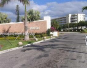 Small Image of 2910 POINT EAST DR #M610, Aventura Number 25