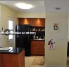 Small Image of 2910 POINT EAST DR #M610, Aventura Number 5