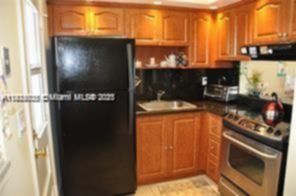 Small Image of 2910 POINT EAST DR #M610, Aventura Number 6