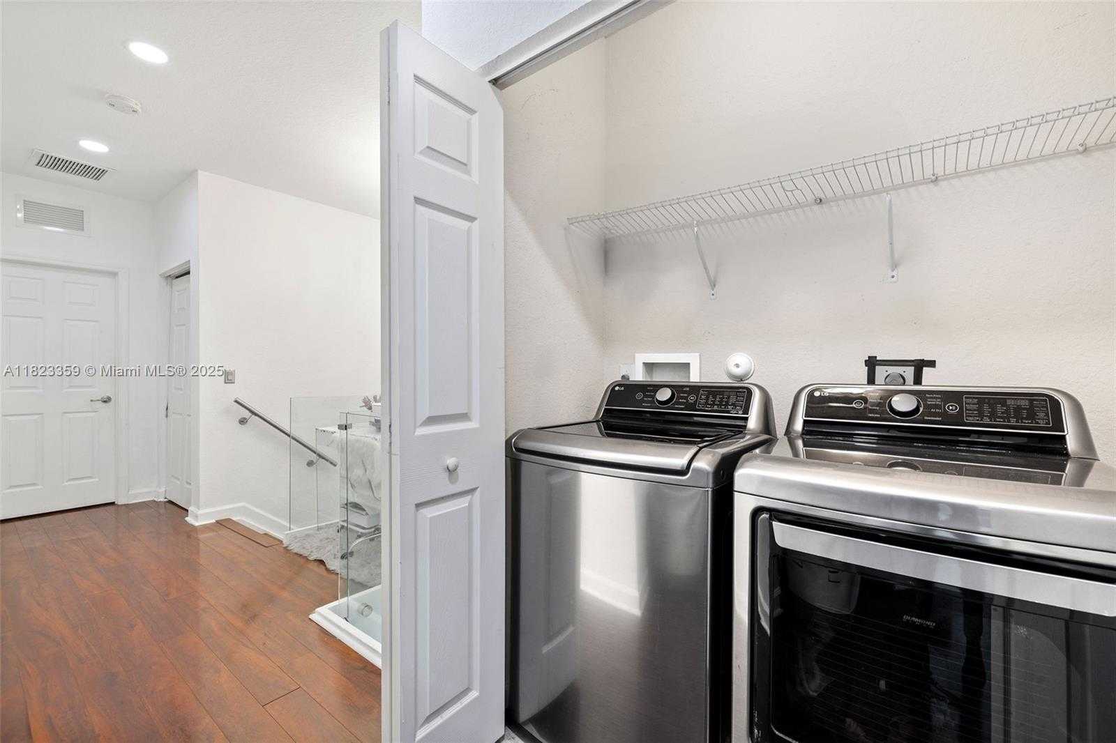 Small Image of 8780 NORTH WEST 116TH PATH, Doral Number 20