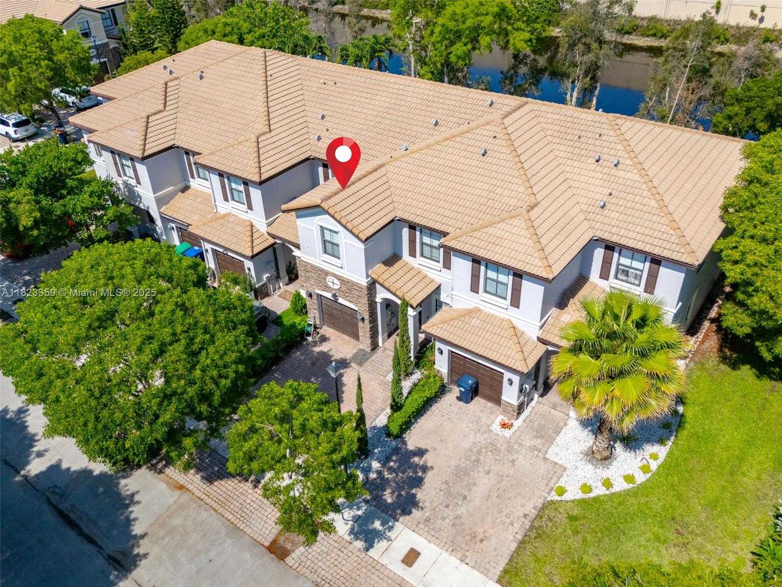 Small Image of 8780 NORTH WEST 116TH PATH, Doral Number 4