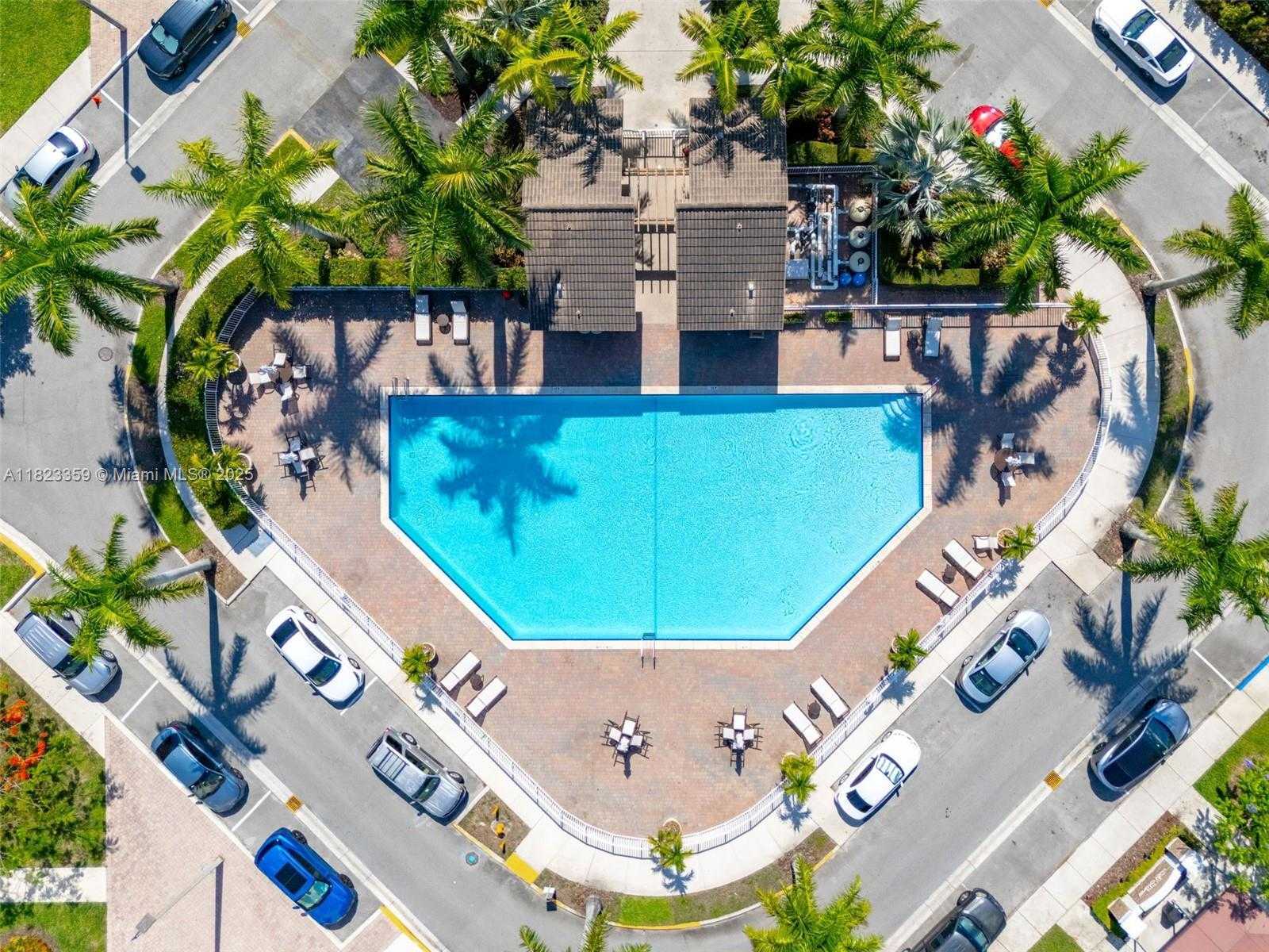 Small Image of 8780 NORTH WEST 116TH PATH, Doral Number 6