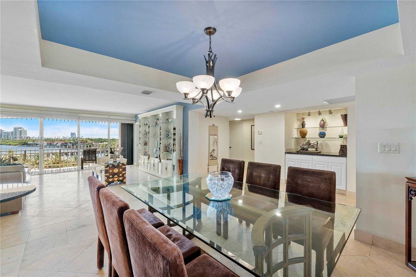 Small Image of 3 GROVE ISLE DR #C706, Miami Number 12