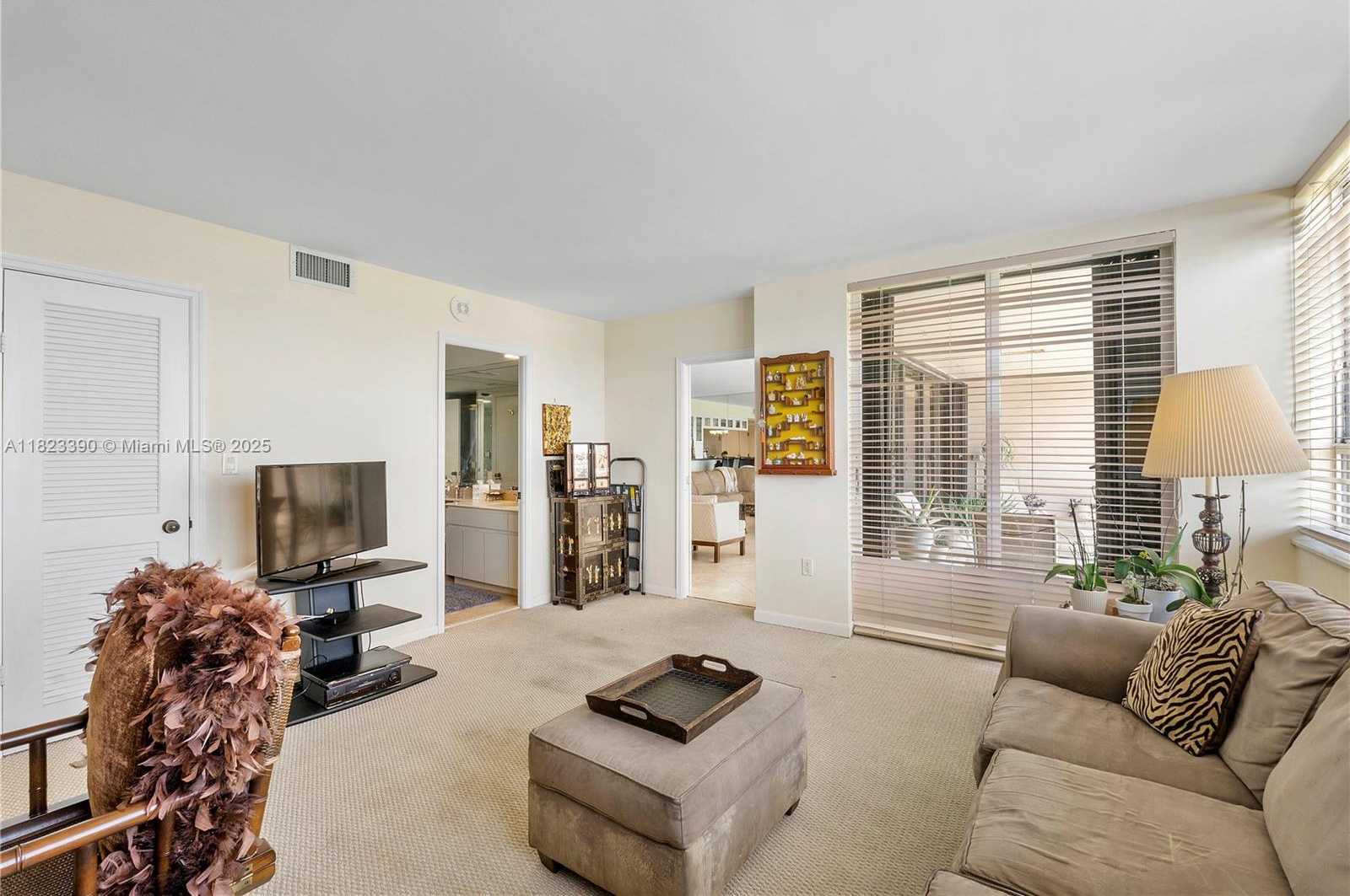 Small Image of 3 GROVE ISLE DR #C706, Miami Number 16