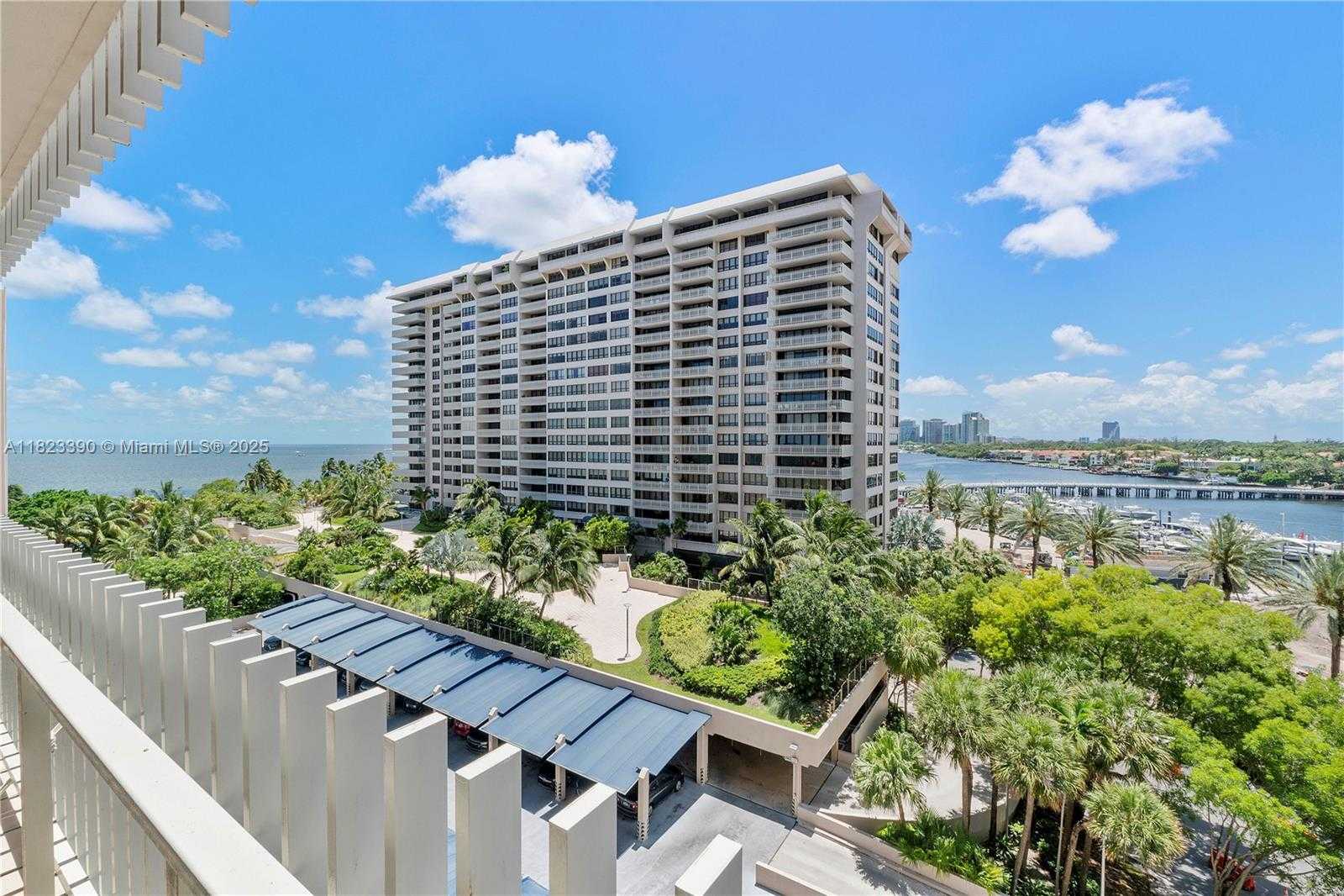 Small Image of 3 GROVE ISLE DR #C706, Miami Number 23