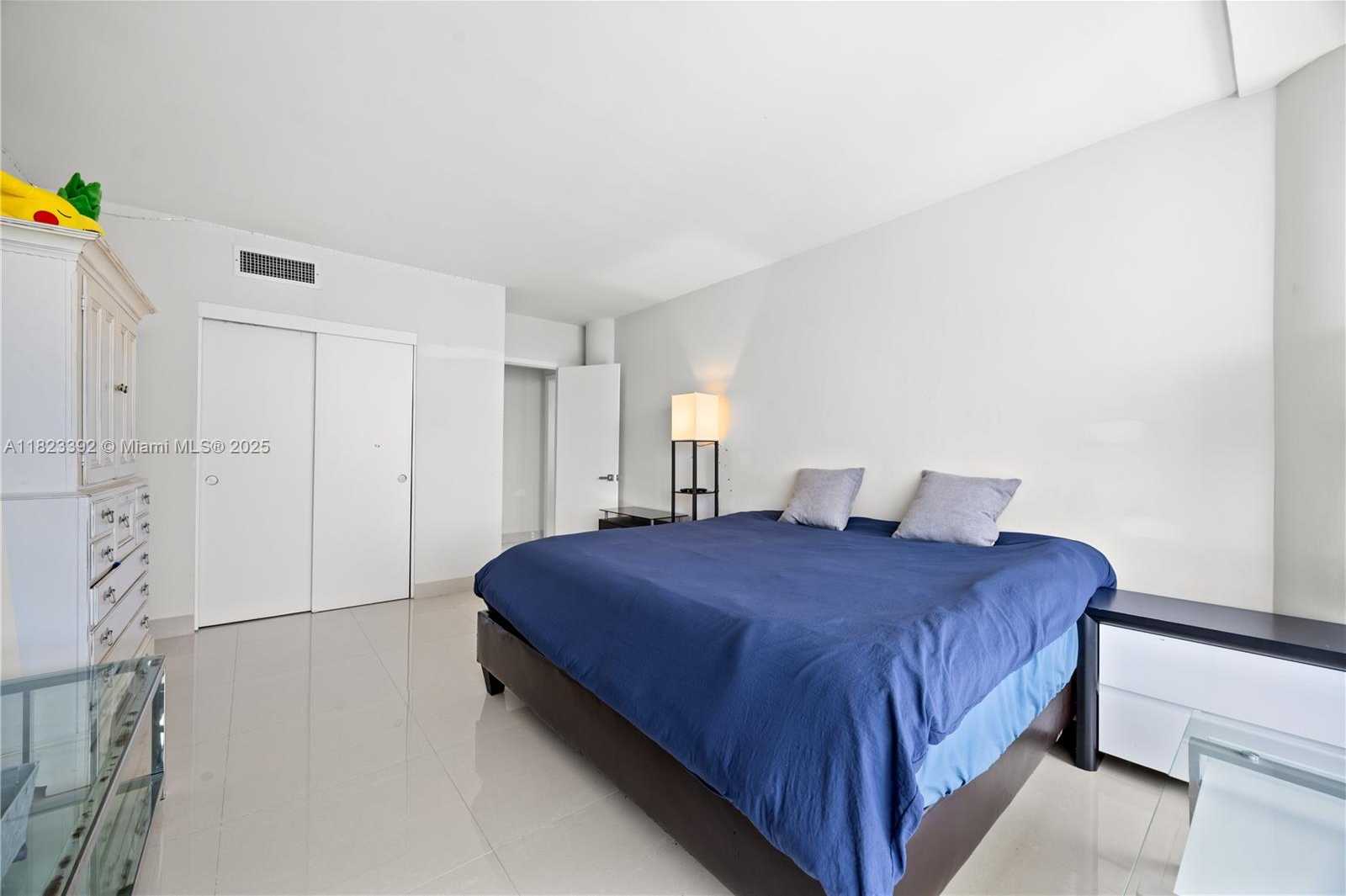 Small Image of 900 BAY DR #620,622, & 624, Miami Beach Number 21