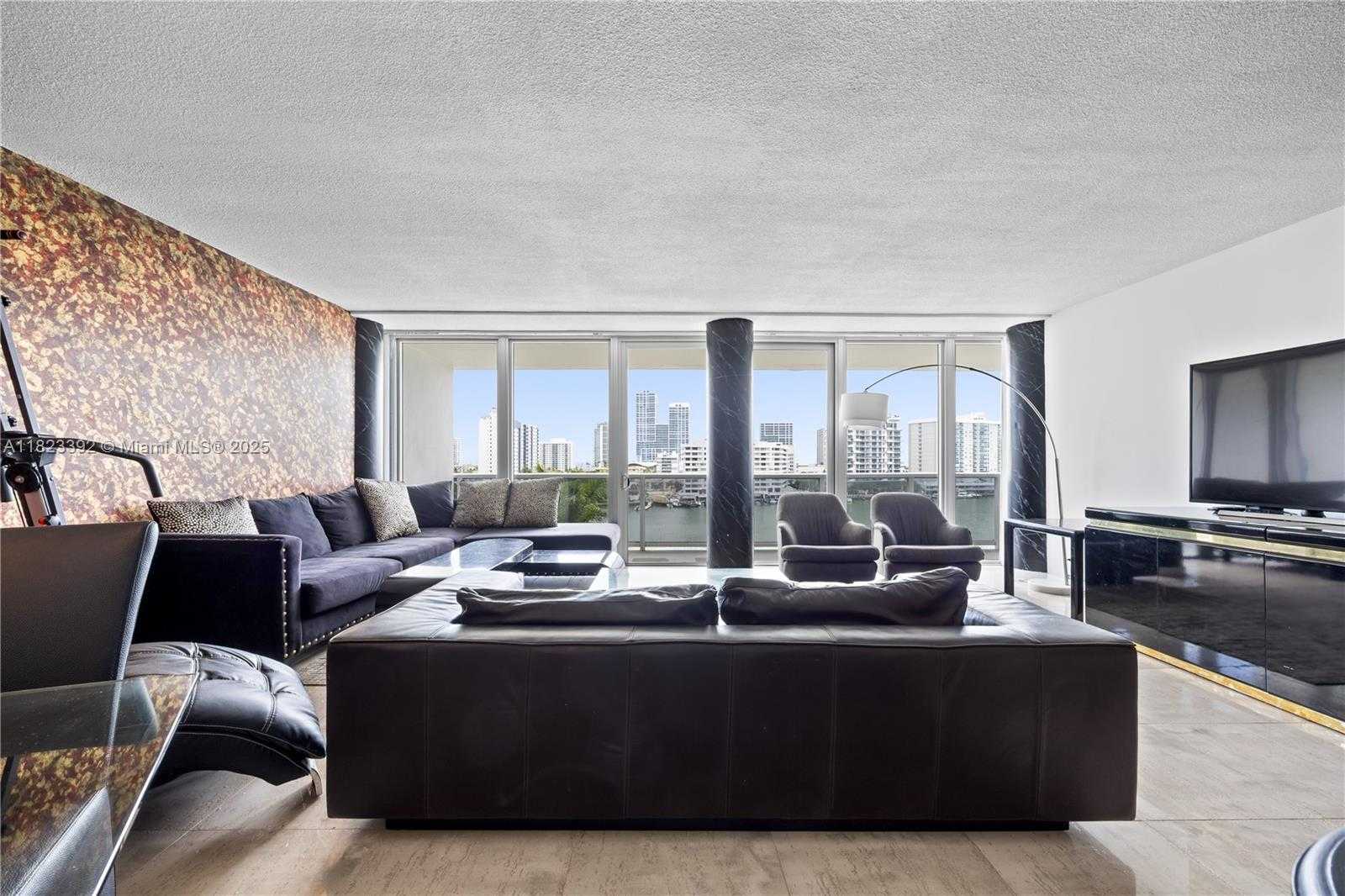 Small Image of 900 BAY DR #620,622, & 624, Miami Beach Number 27