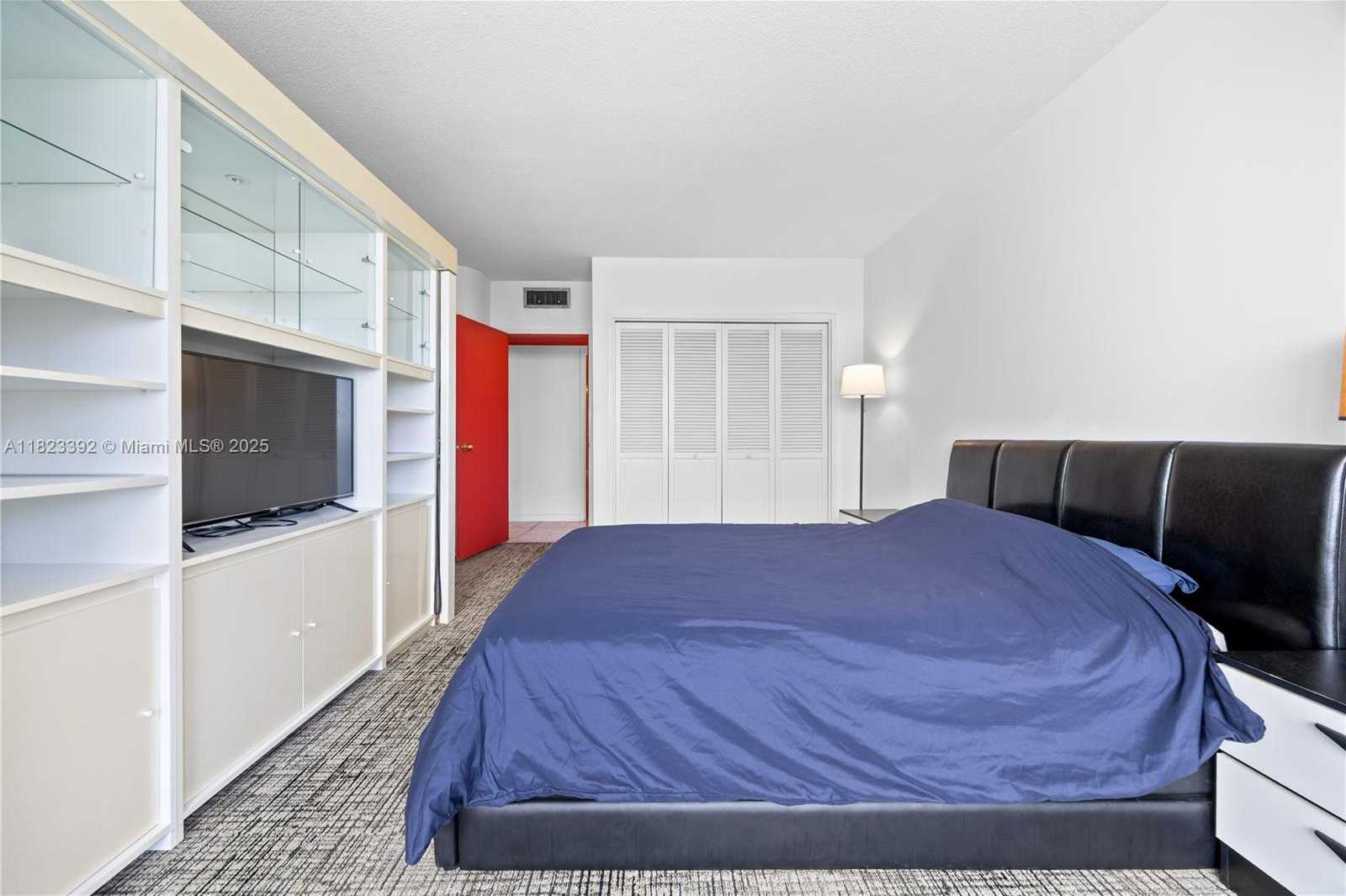 Small Image of 900 BAY DR #620,622, & 624, Miami Beach Number 38