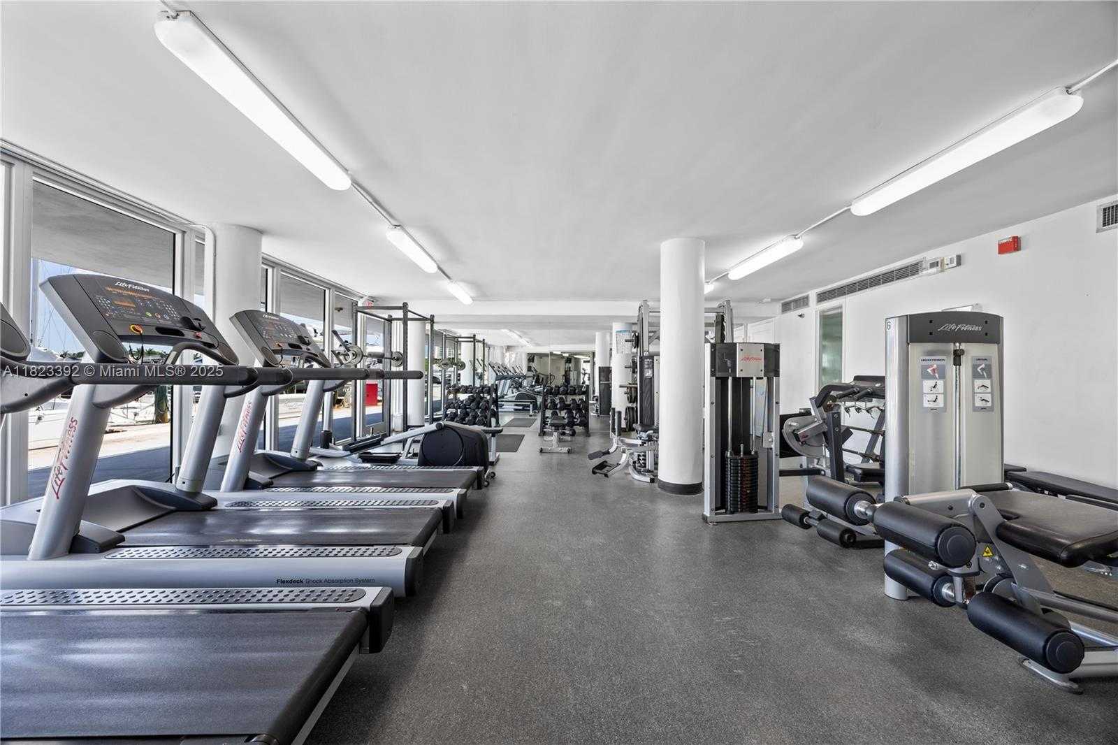 Small Image of 900 BAY DR #620,622, & 624, Miami Beach Number 58
