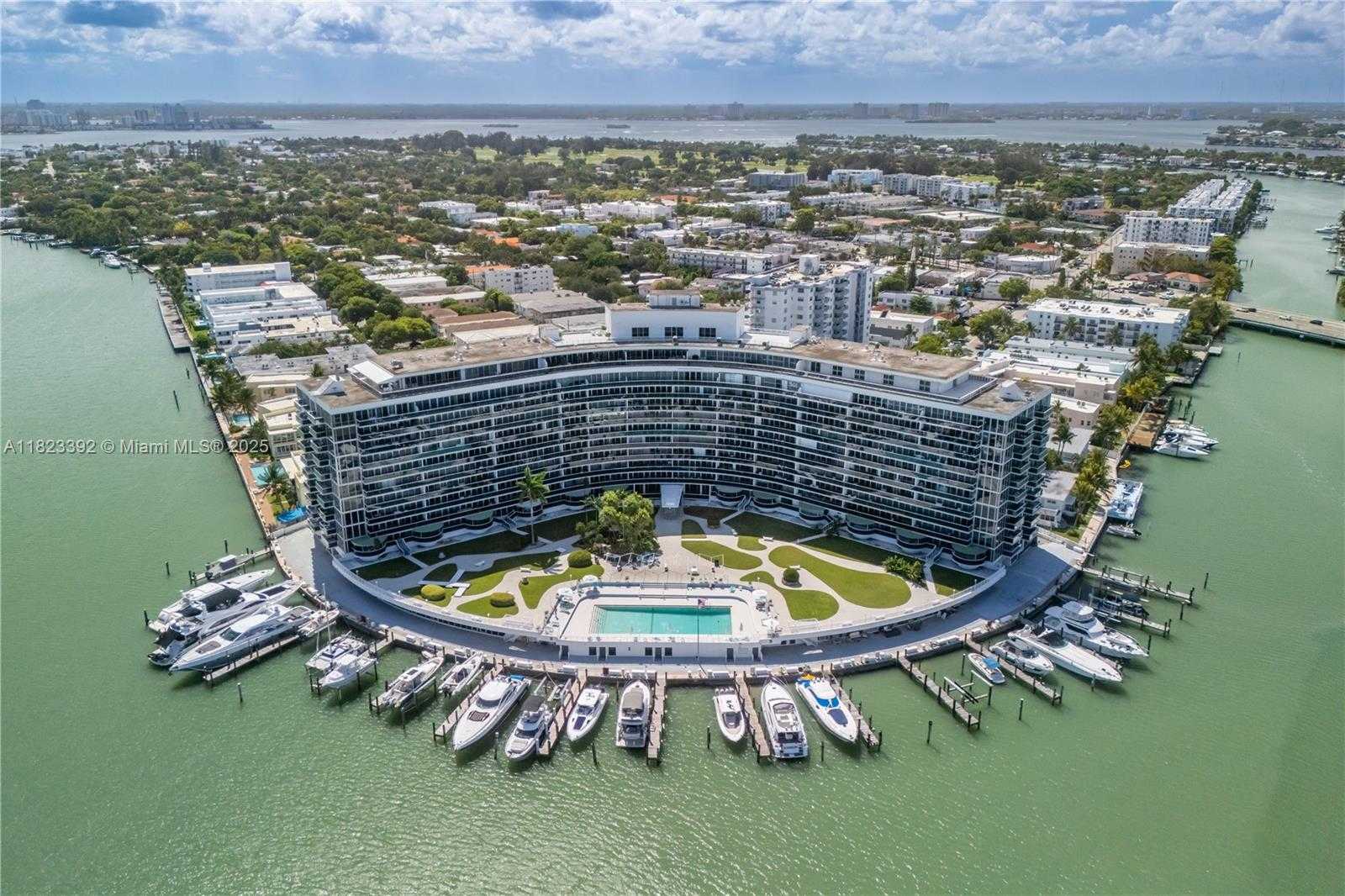 Small Image of 900 BAY DR #620,622, & 624, Miami Beach Number 62