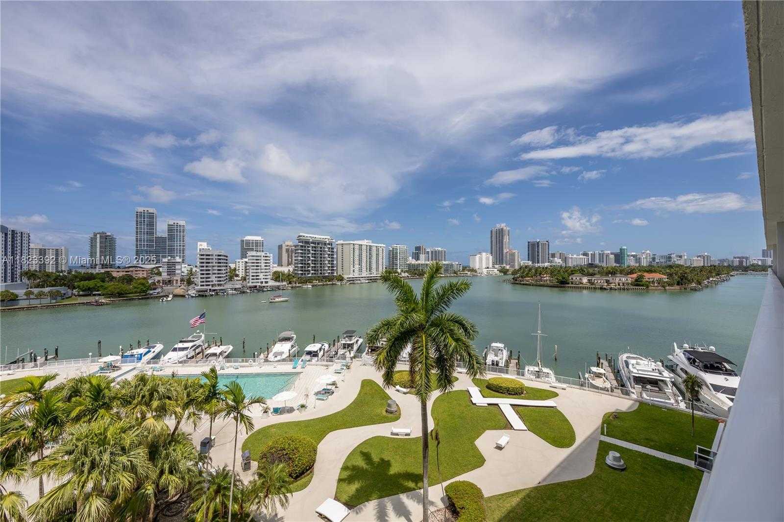 Small Image of 900 BAY DR #620,622, & 624, Miami Beach Number 67